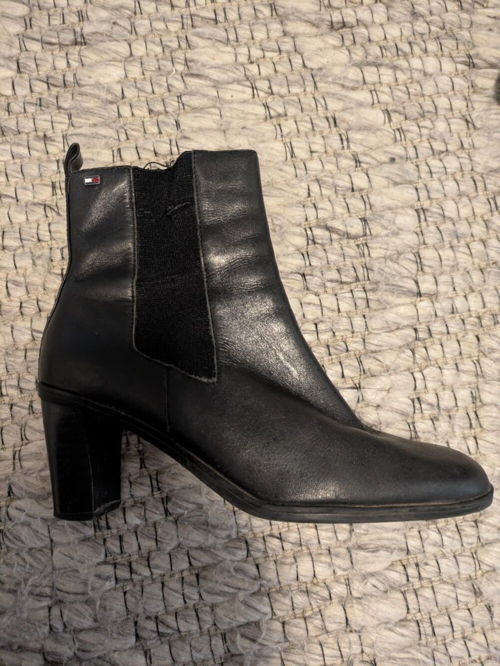 Tommy Hilfiger Boots, black, sz 6